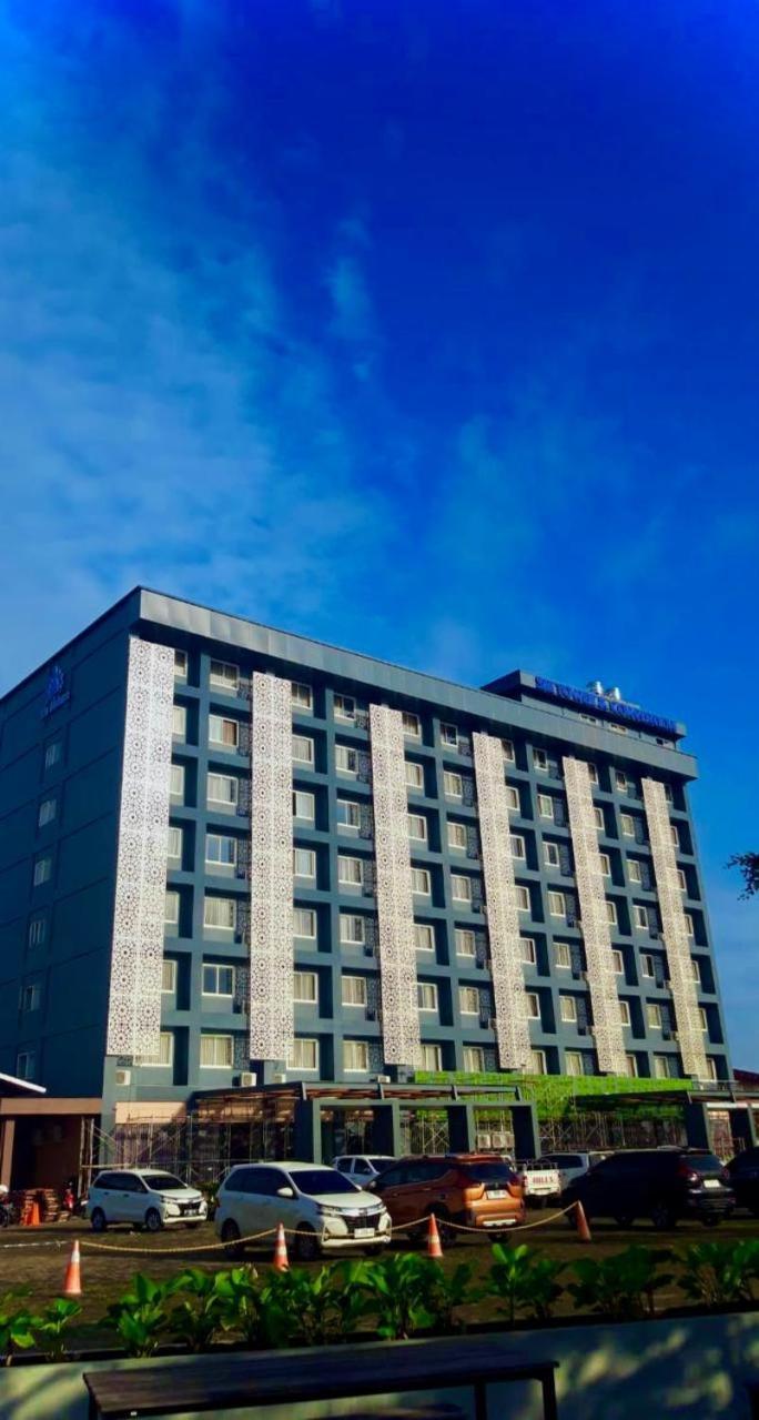 Sm Tower Hotel And Convention Berau Tanjung Redep Kültér fotó