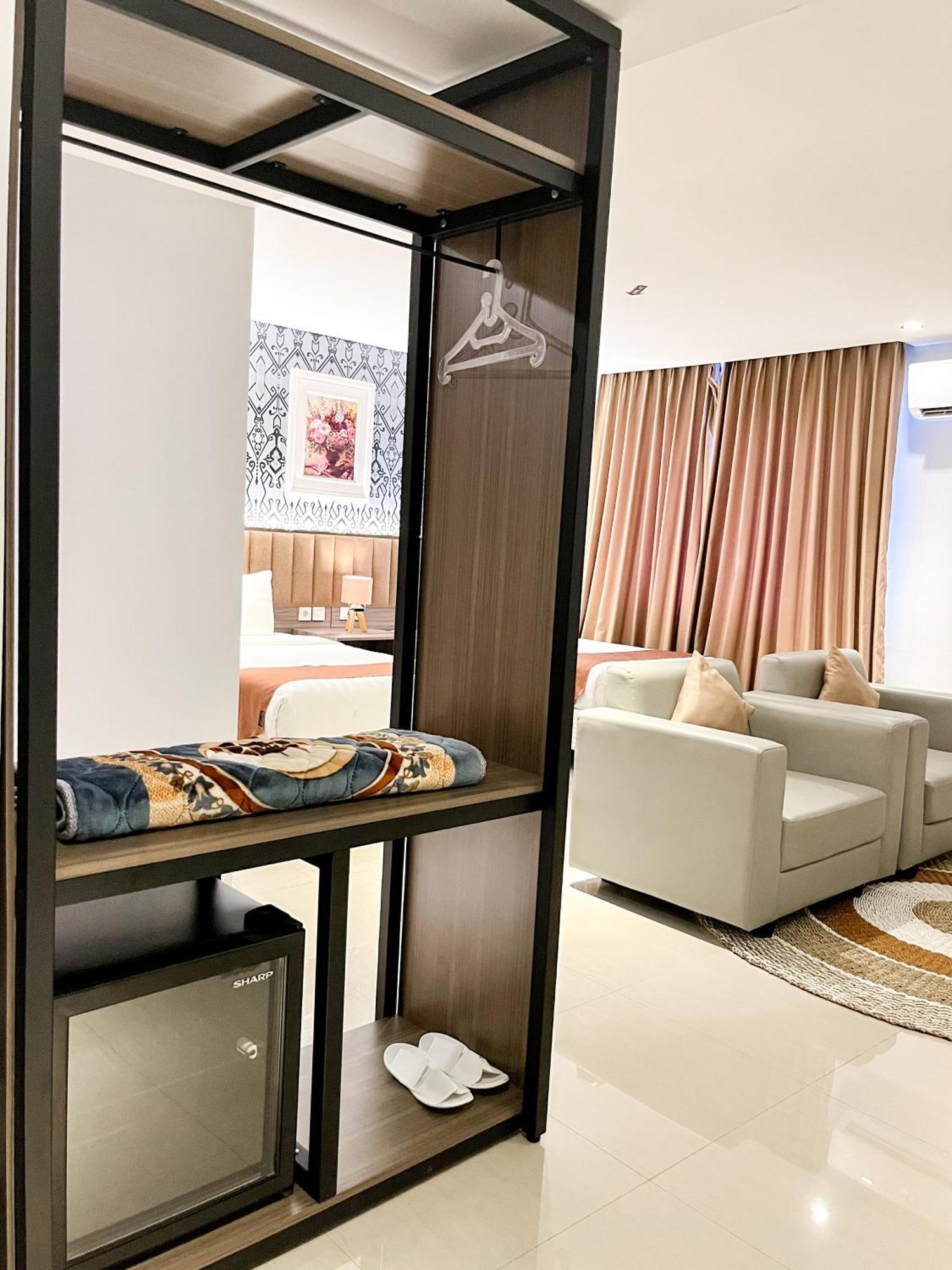 Sm Tower Hotel And Convention Berau Tanjung Redep Kültér fotó
