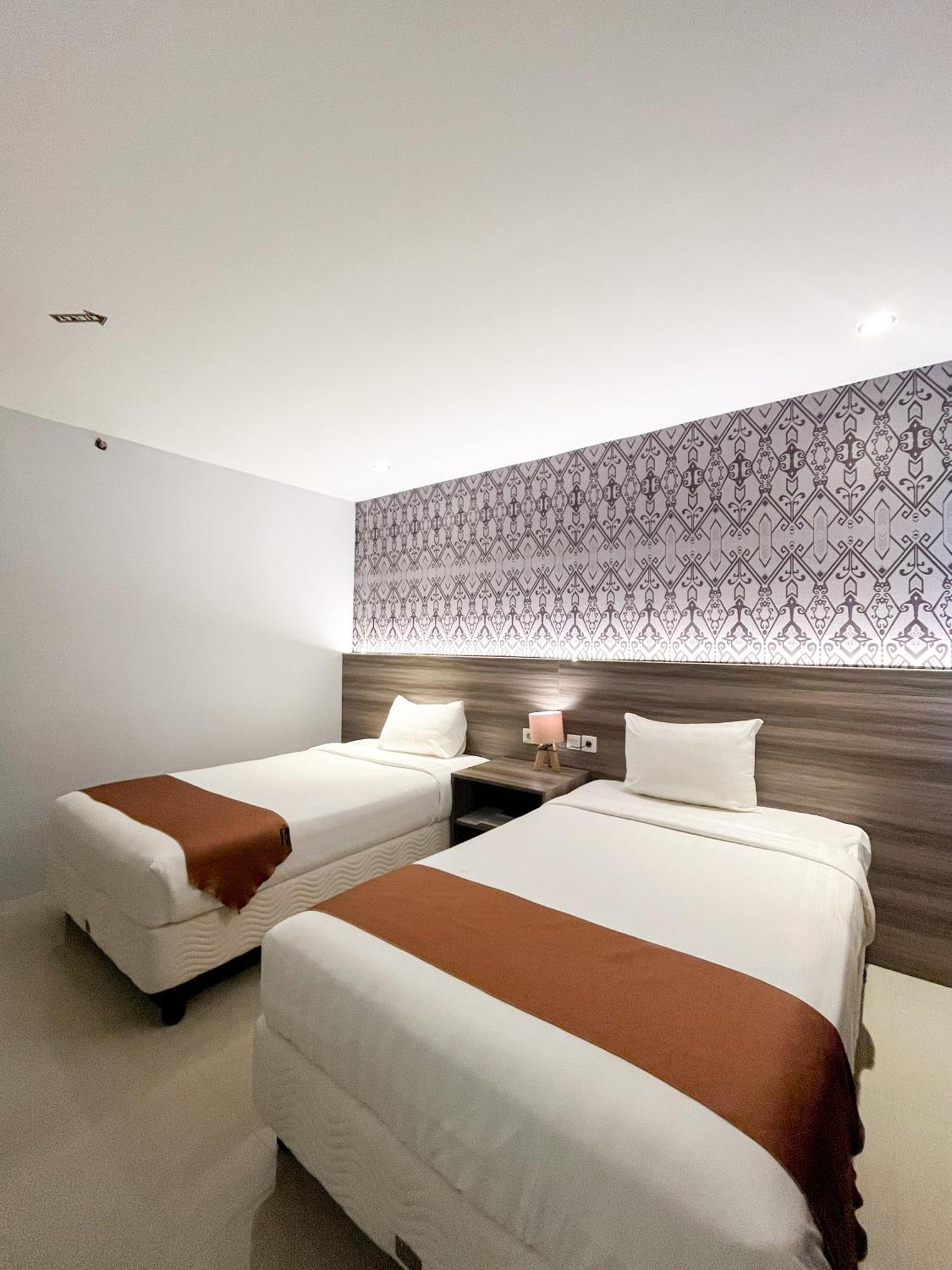Sm Tower Hotel And Convention Berau Tanjung Redep Kültér fotó