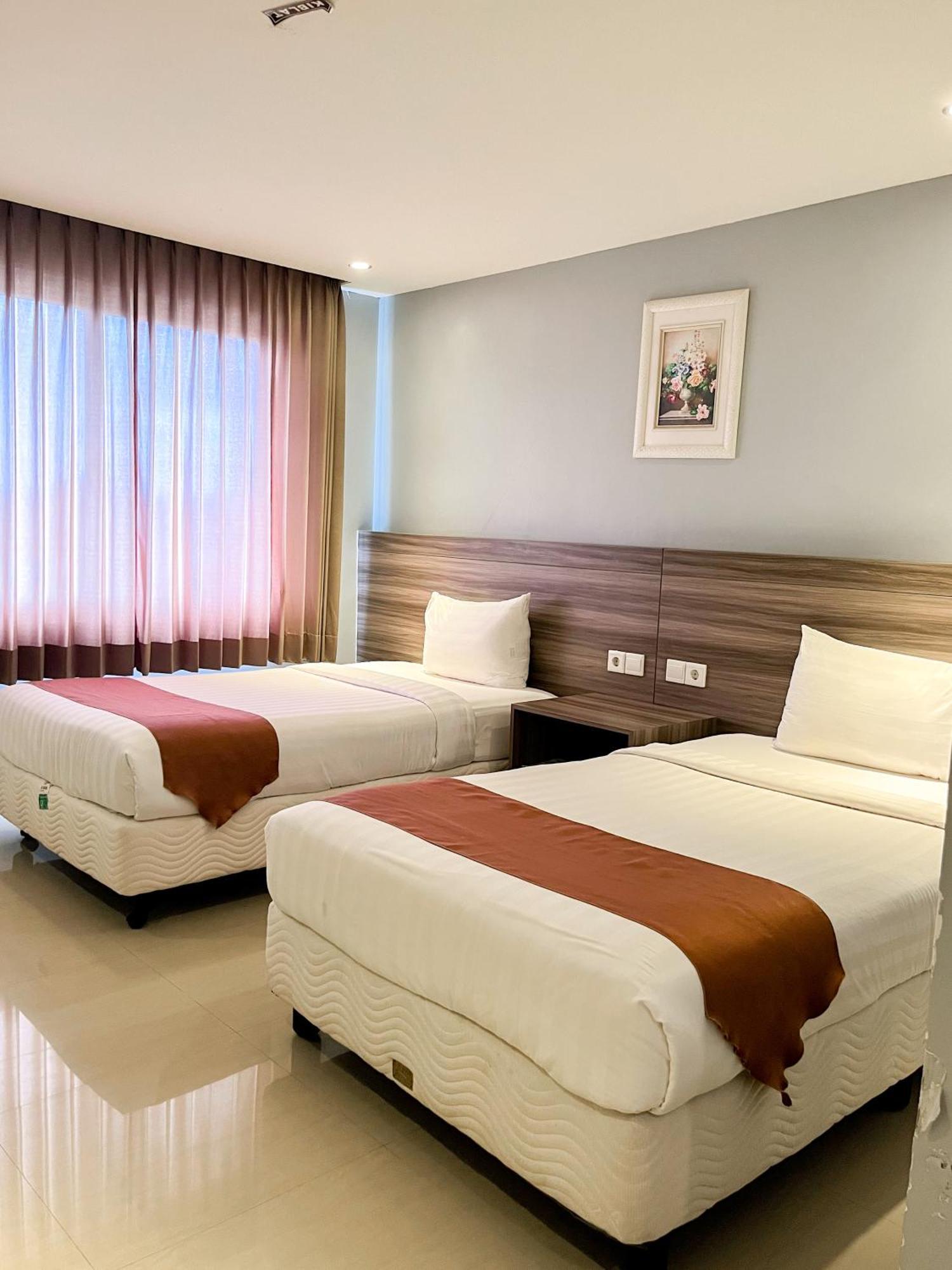 Sm Tower Hotel And Convention Berau Tanjung Redep Kültér fotó
