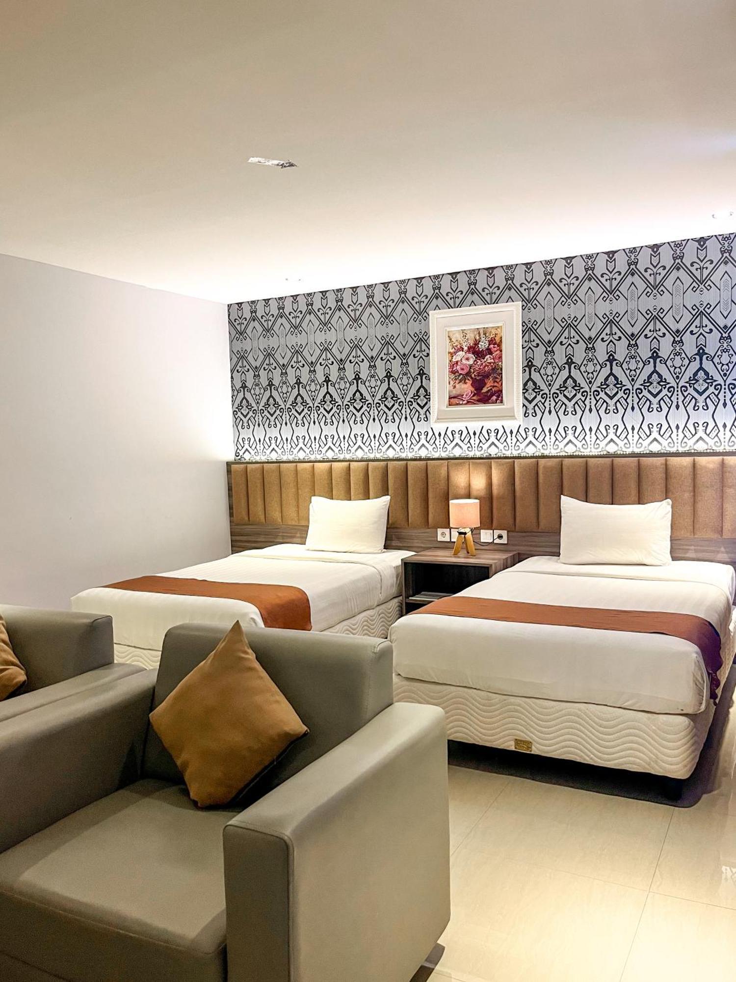 Sm Tower Hotel And Convention Berau Tanjung Redep Kültér fotó